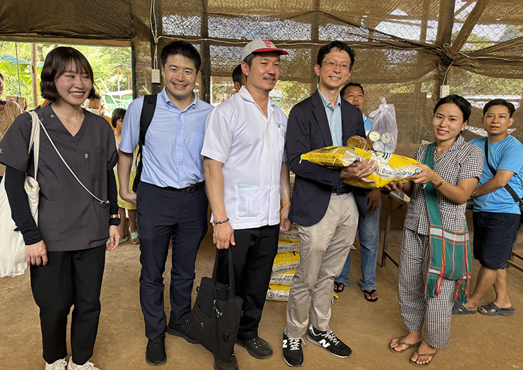 Mae laキャンプの病院支援