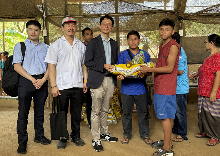 Mae laキャンプの病院支援