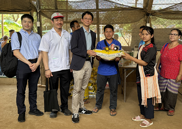 Mae laキャンプの病院支援